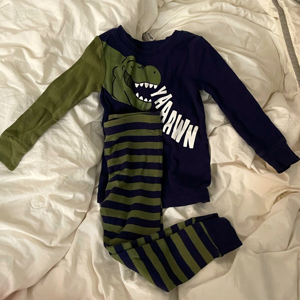 Toddler dinosaur pajamas